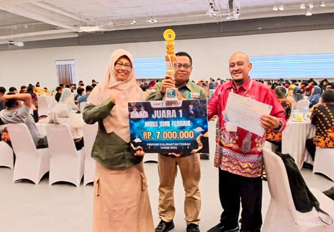 Kepala SMKN 1 Kotawaringin Lama Beserta Tim Meraih Juara 1 Lomba MKKS Se-Kalimantan Tengah